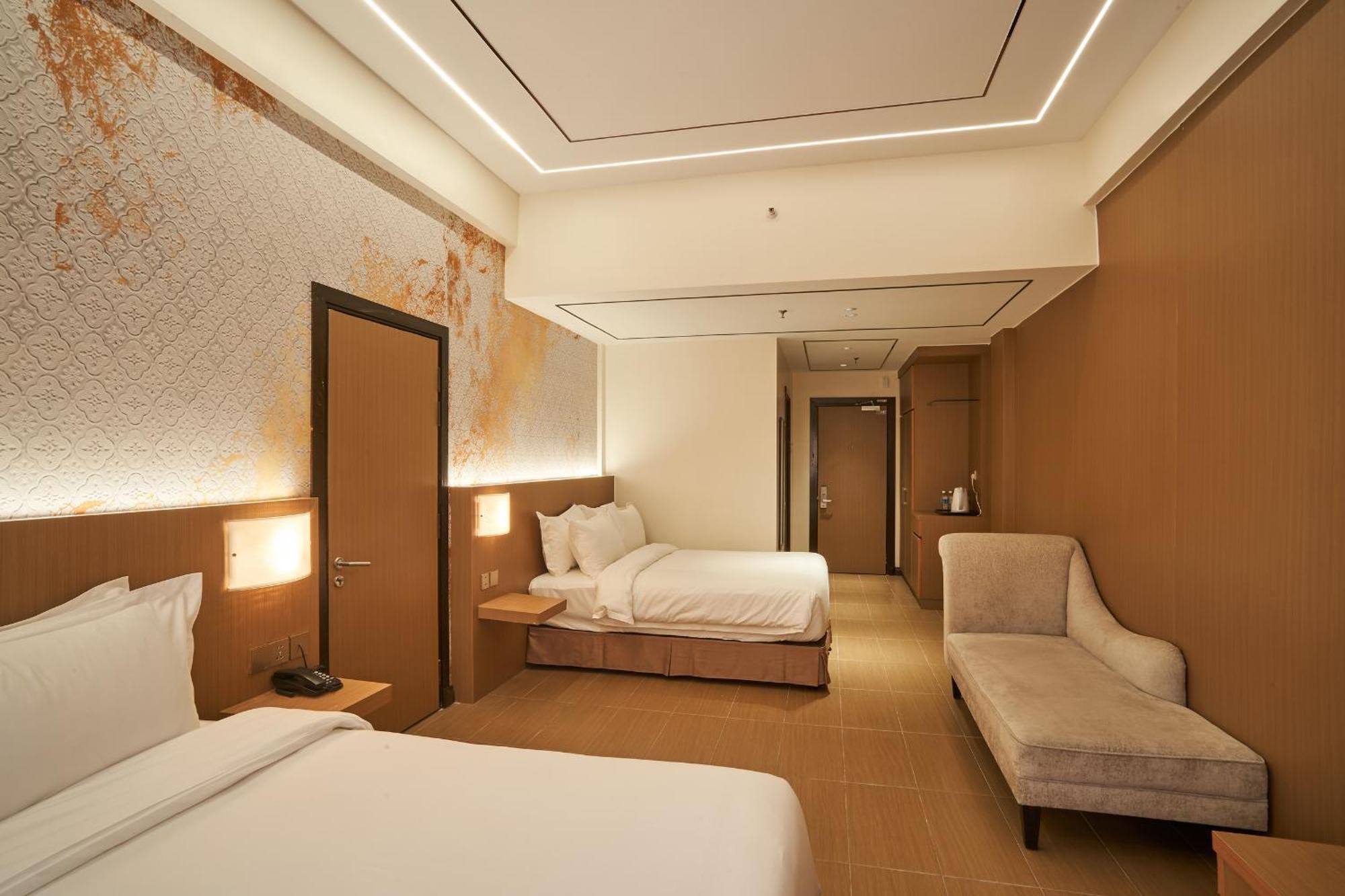 Btc Hotel Malacca エクステリア 写真